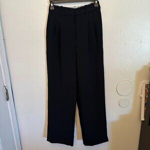 ARITZIA Effortless Pants